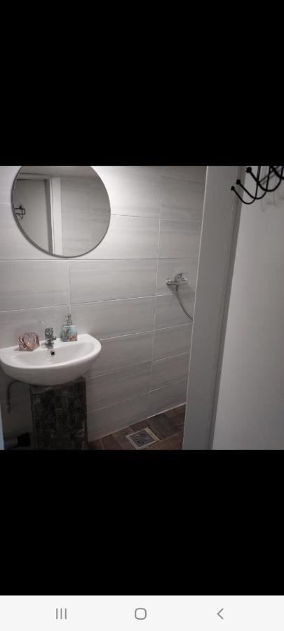 Rooms Panda มาริบอร์ ห้อง รูปภาพ